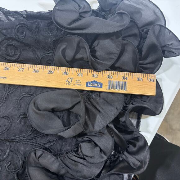 Guess Los Angeles Black Embroidered Mesh Dress 14 Overlay Ruffle Hem 
Black tie - Picture 7 of 11